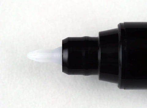 GUNDAM MARKER For Panel Line By MR.HOBBY ปากกาสีแบบกดไหล สำหรับ Panel Line มี 3 สี (GM301 , GM302 , GM303) MR.HOBBY